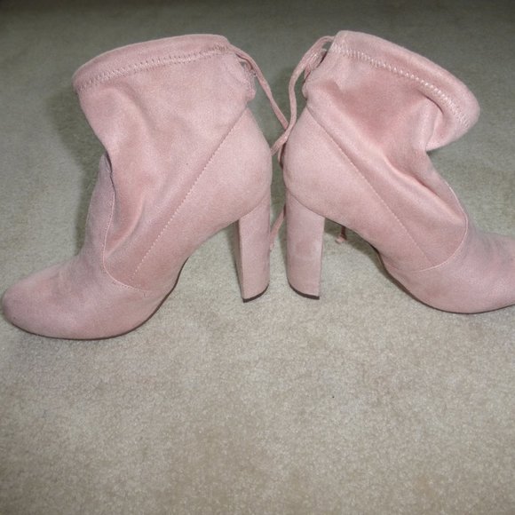 FOREVER 21 light pink faux suede ankle boots - Picture 3 of 8